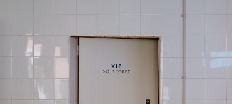 Photo Bathroom door